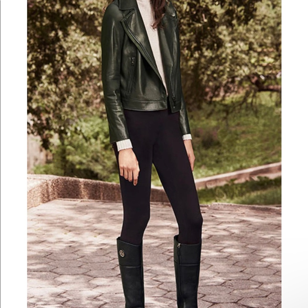 Lightly worn Tory Burch junction riding boots size 6